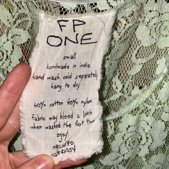 Bathing suit cover-up - Picture 2 of 3